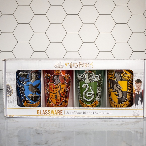 Warner Bros. Other - Harry Potter Houses 4 Piece Decorated Glasses